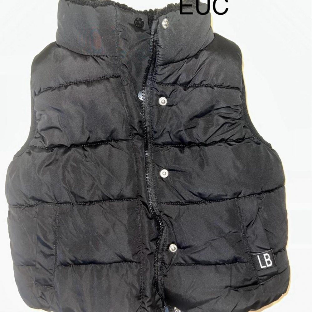 Little Bipsy black puffer vest size 18-24 months #kids #puffer
